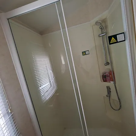 Meadow Lakes Caravan Golden Palm Chapel Saint Leonards Exterior photo