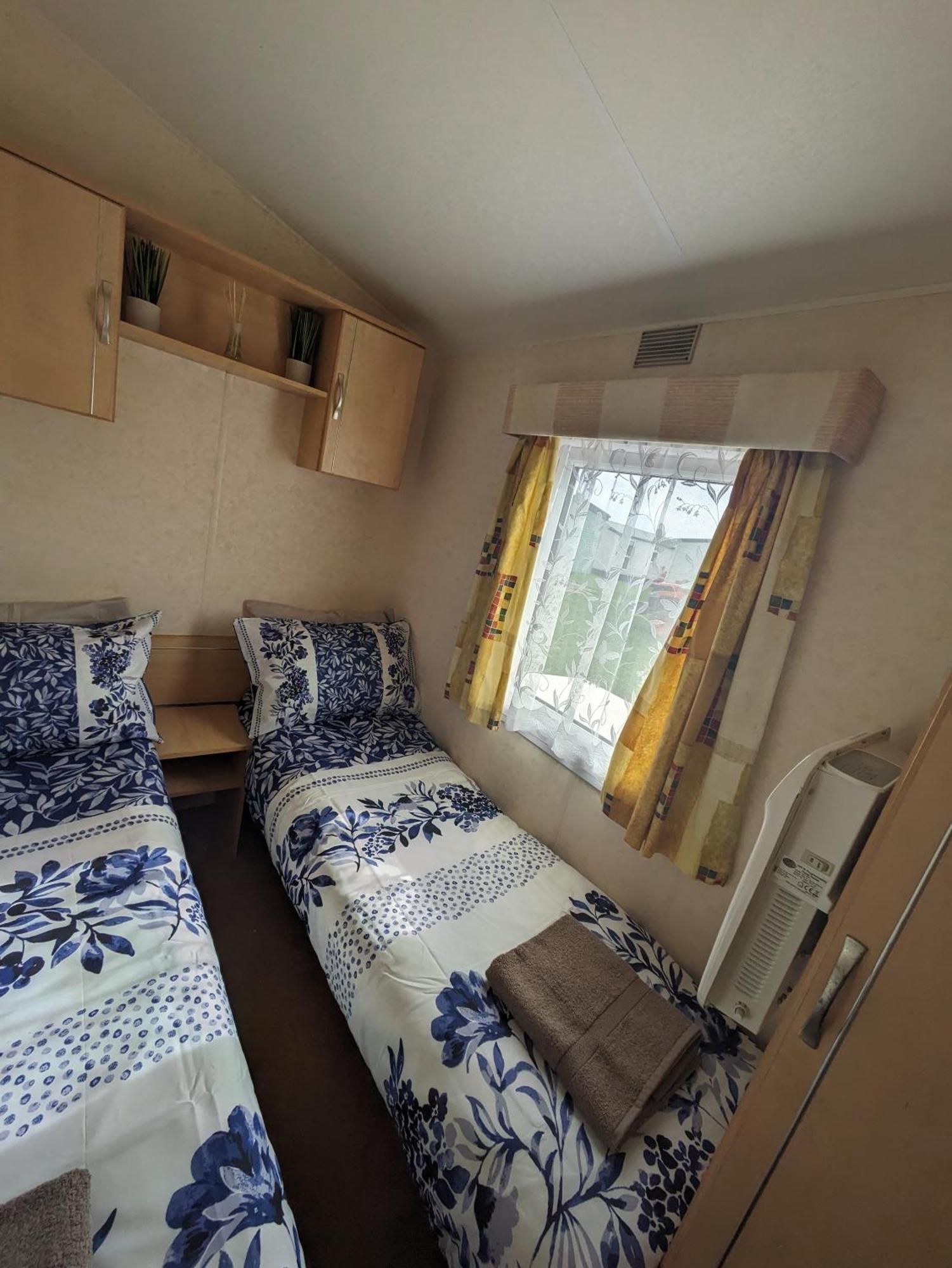 Meadow Lakes Caravan Golden Palm Chapel Saint Leonards