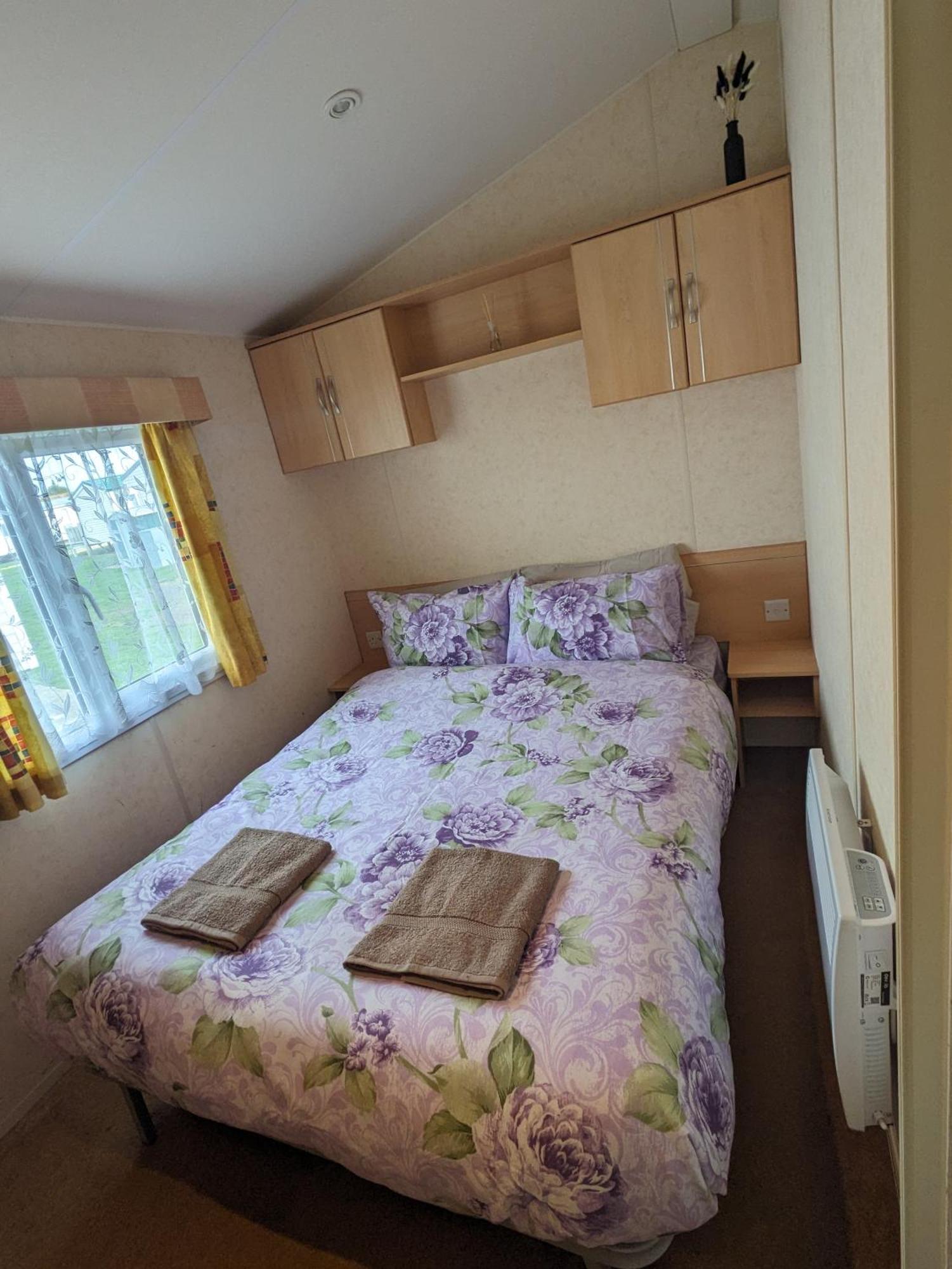 Holiday home Meadow Lakes Caravan Golden Palm *